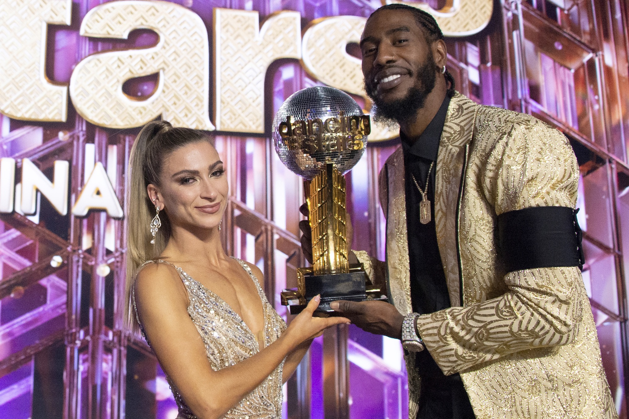 Iman Shumpert Becomes First NBA Player To Win 'Dancing With The Stars' -  DTLR Radio